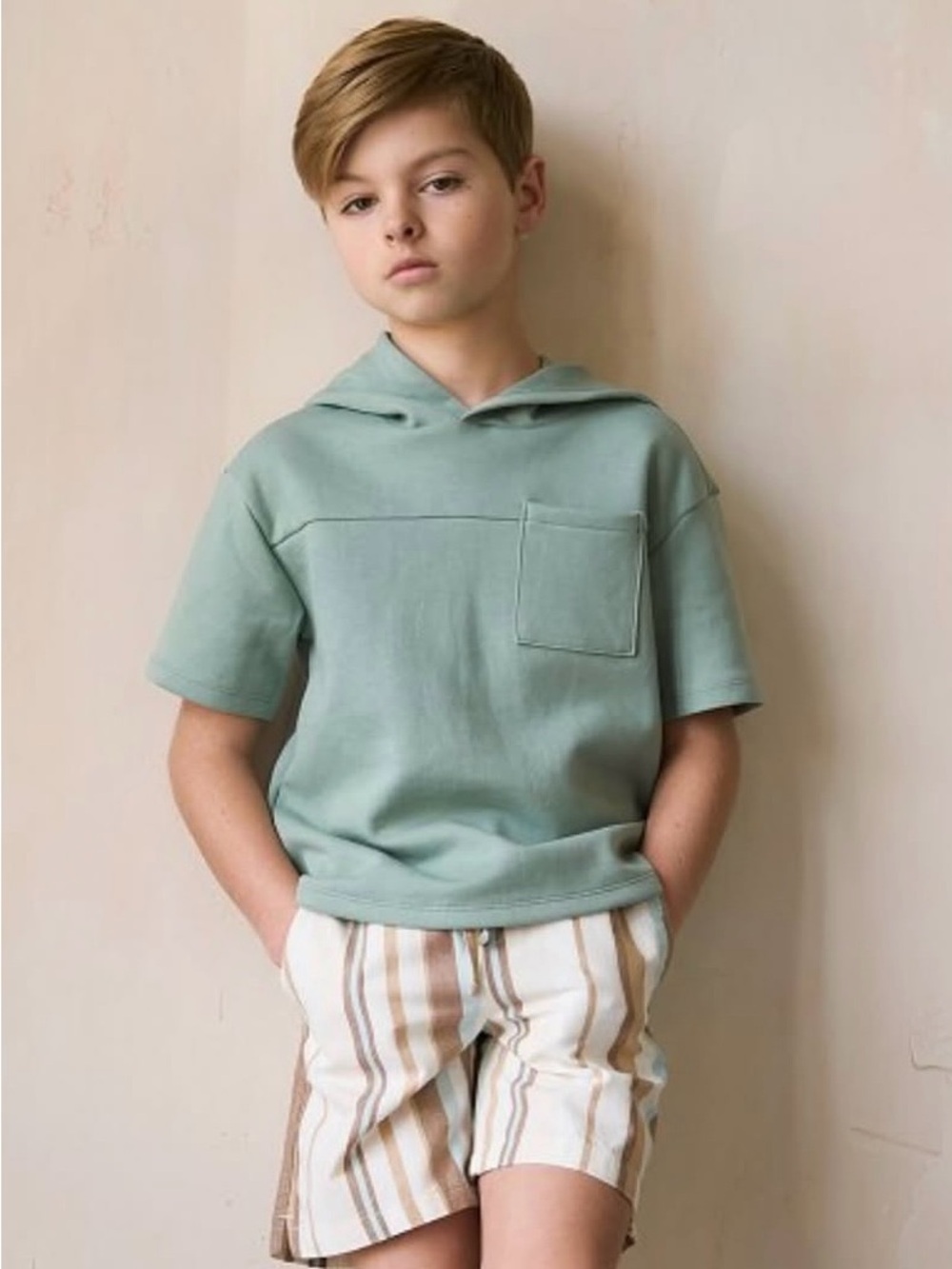 art class  Kids Sage Green Short Sleeve Hooded Tee And shorts  Bundle  L 10/12